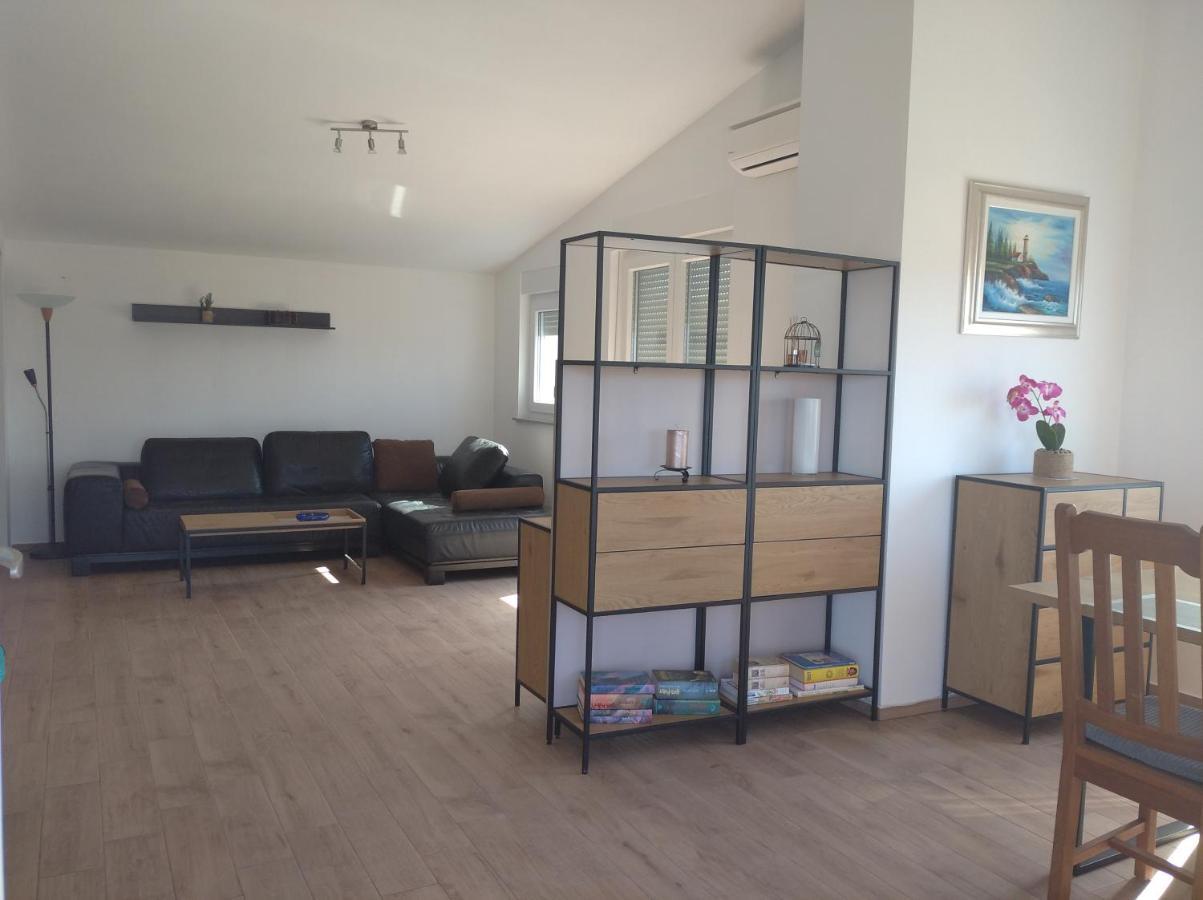 Apartment Ivano Fazana Luaran gambar