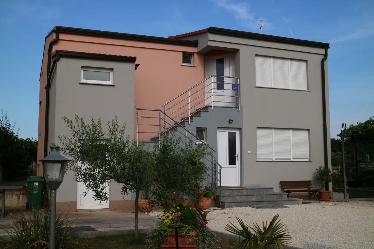Apartment Ivano Fazana Luaran gambar