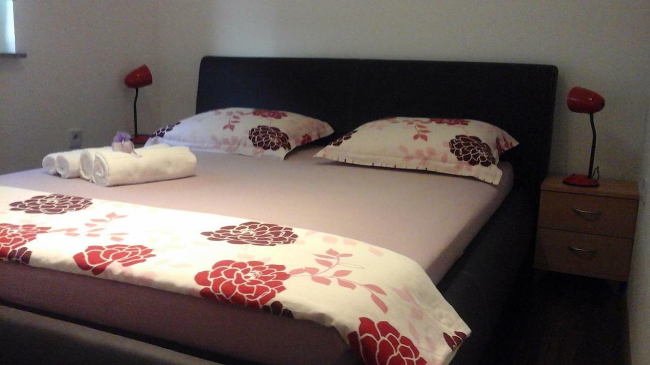 Apartment Ivano Fazana Luaran gambar